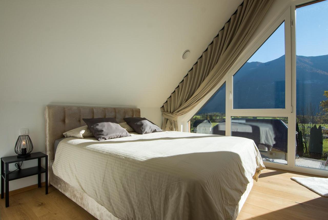 The Valley Queens Bovec Bagian luar foto